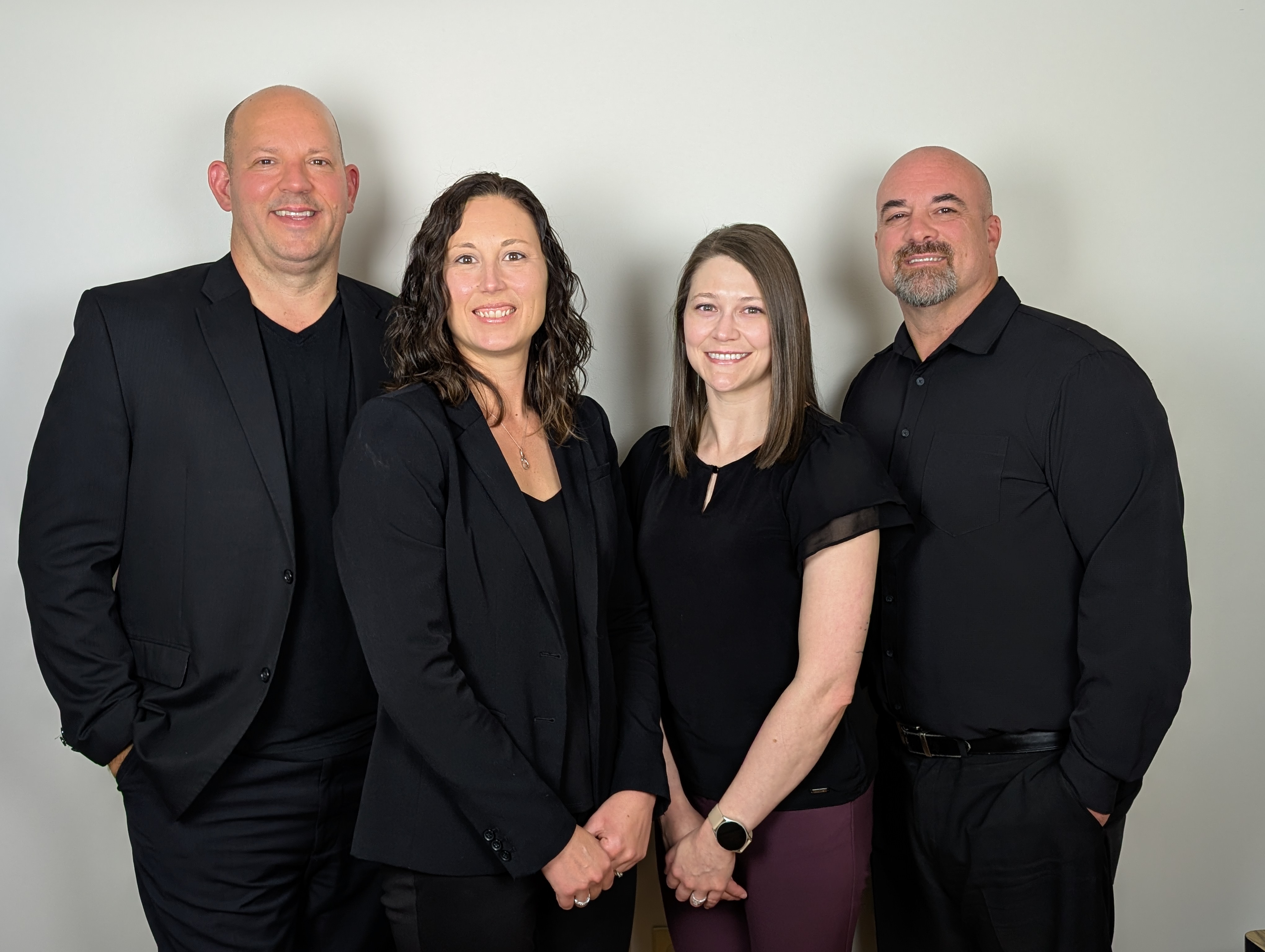 Group photo of RE/MAX Traders Unlimited Commercial team