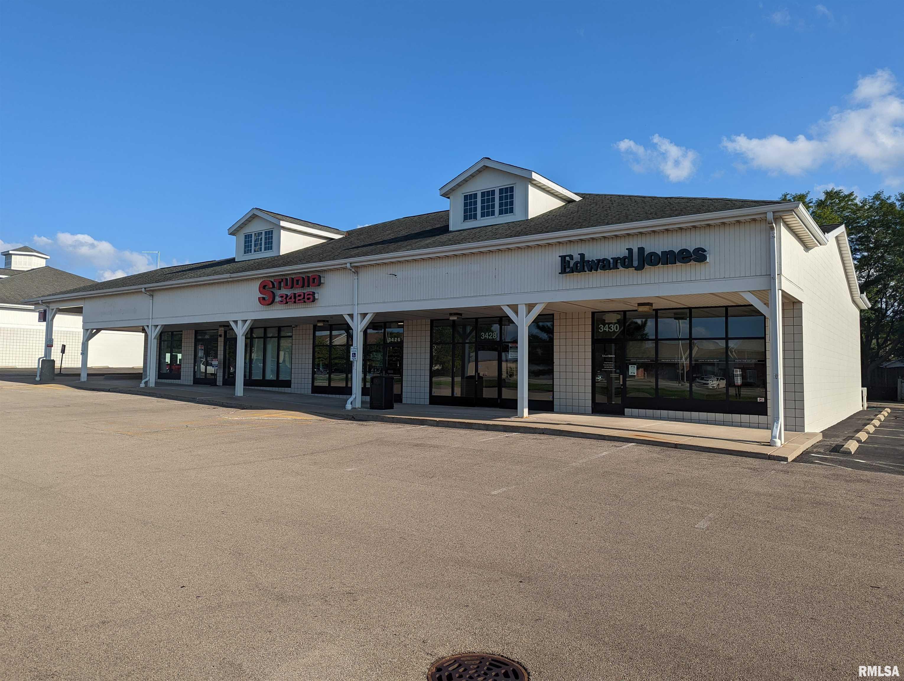 RE/MAX Traders Unlimited Commercial