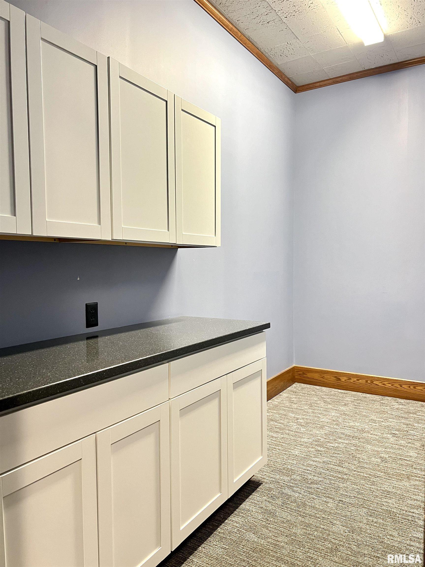 RE/MAX Traders Unlimited Commercial