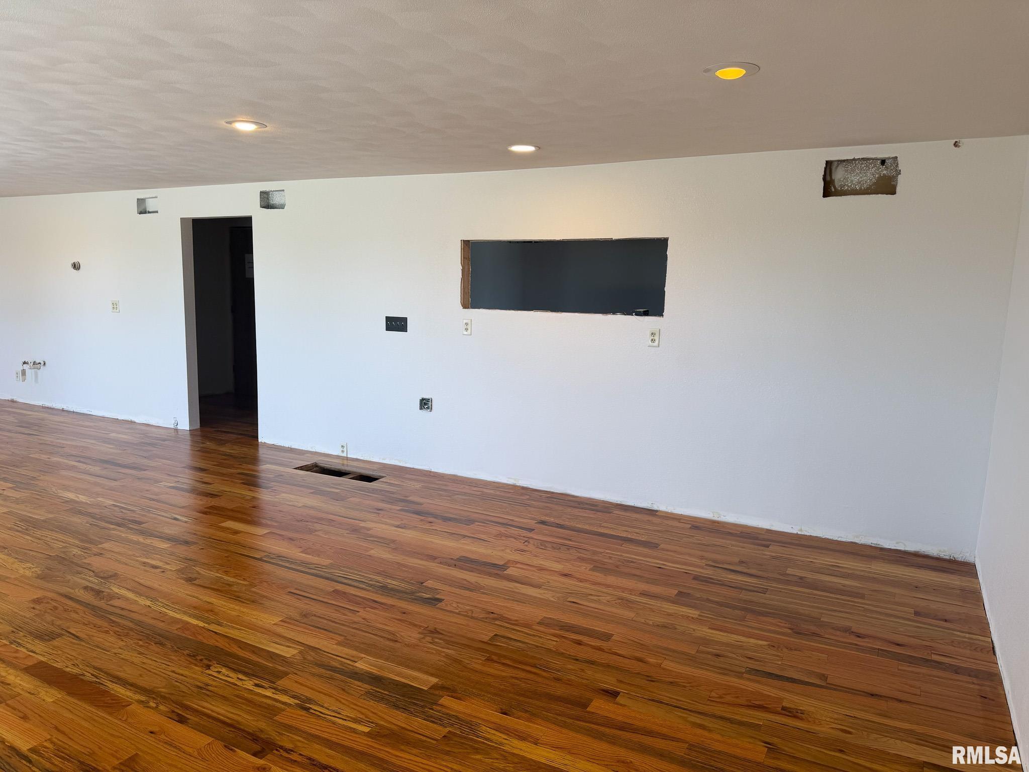 MLS# PA1261042